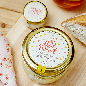 Разработка торговой марки кремового мёда Miel de l'amour: дизайн товарного знака (разработка логотипа) и дизайн упаковки ассортимента продукции.
